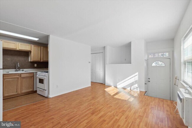 Foto del edificio - 288 Greenough St