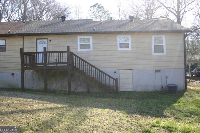 Foto del edificio - 6694 Young Ct