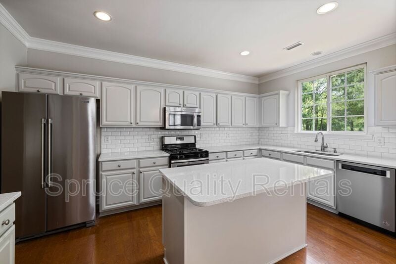 Foto principal - 206 Northlands Dr