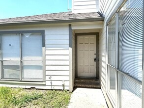 Building Photo - 4234 Willow Beach Dr