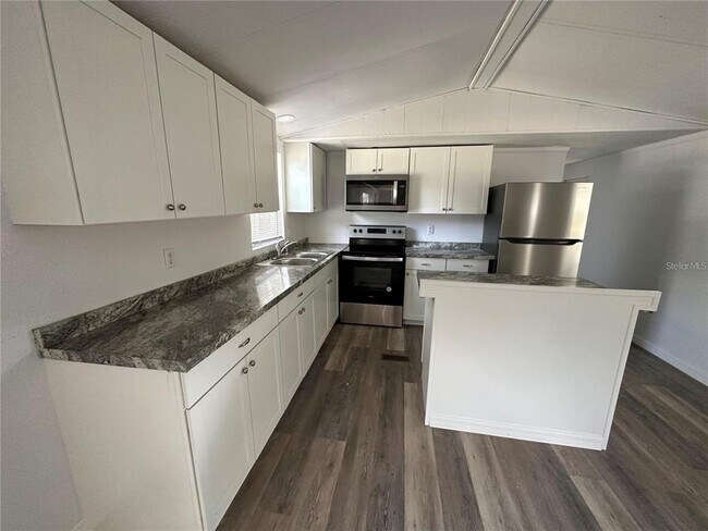 Foto del edificio - 6962 SW 86th St