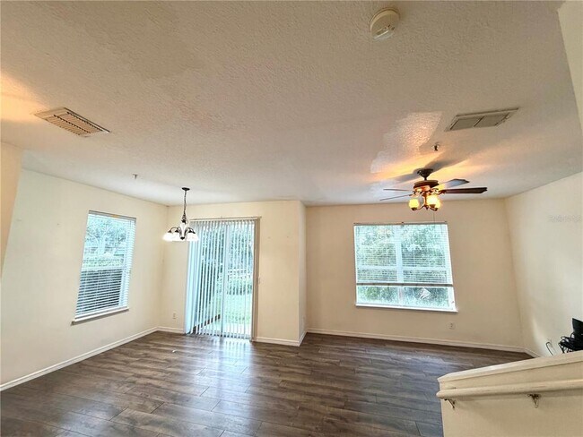 Foto del edificio - 1521 San Jacinto Cir