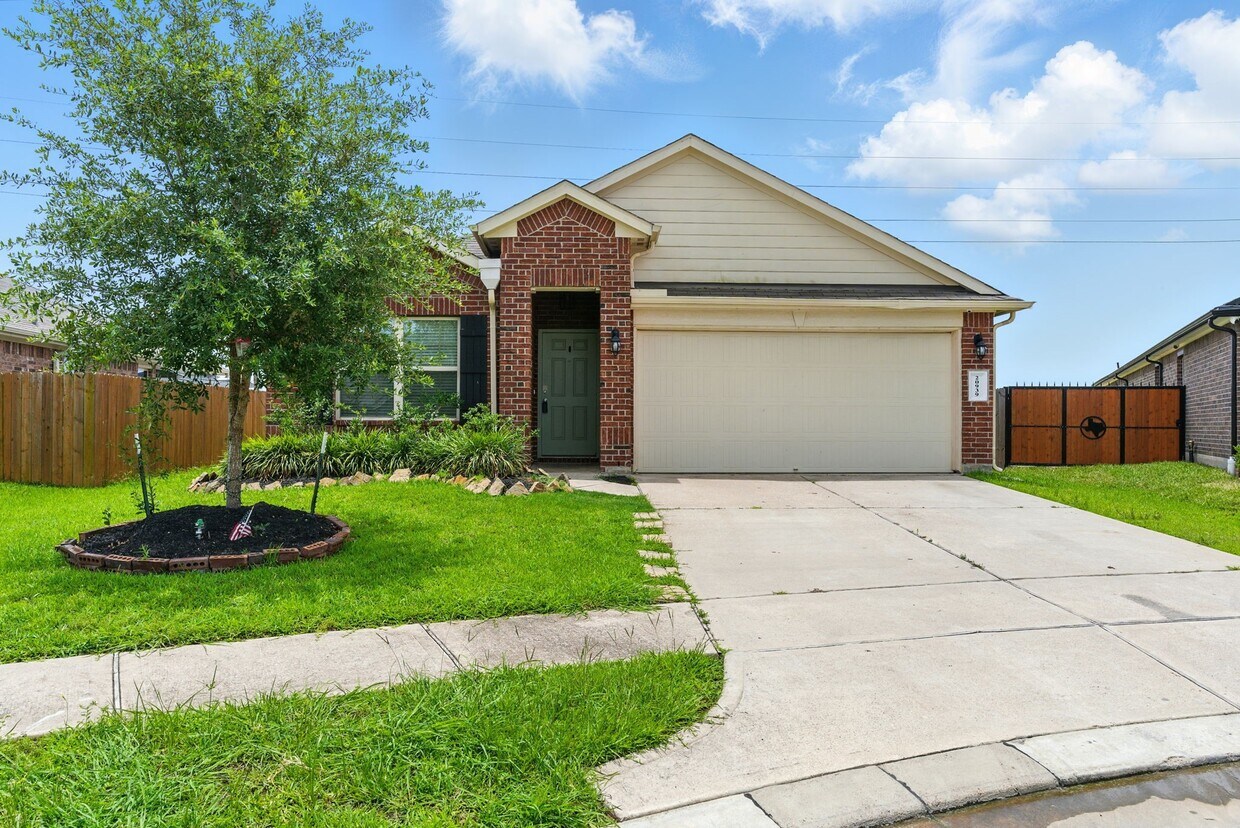 Primary Photo - 20939 Wedgewood Chase Wy