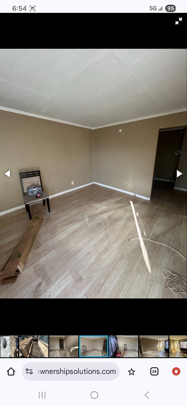 Foto del edificio - 6341 Sherry Ave