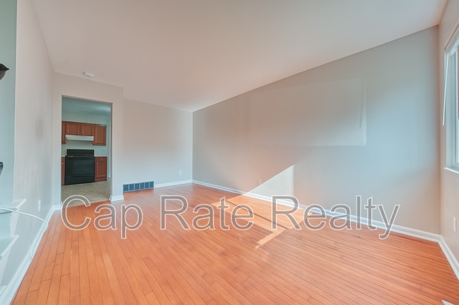 Foto del edificio - 391 Barnett Rd
