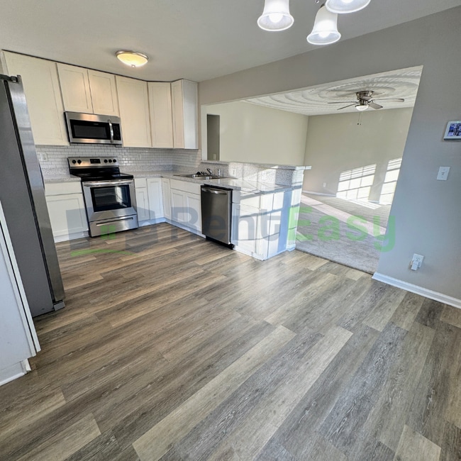 Foto del edificio - 1327 Hazel Ave