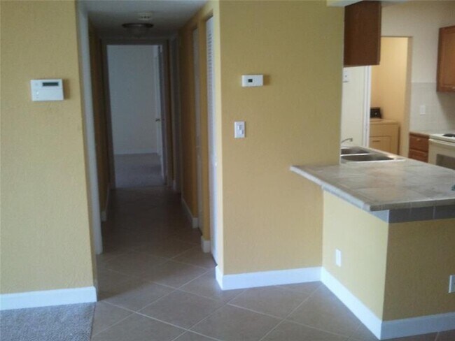 Building Photo - 2920 NW 55th Ave