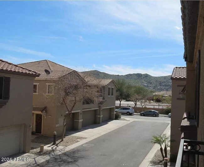 Building Photo - 7512 S 31st Pl