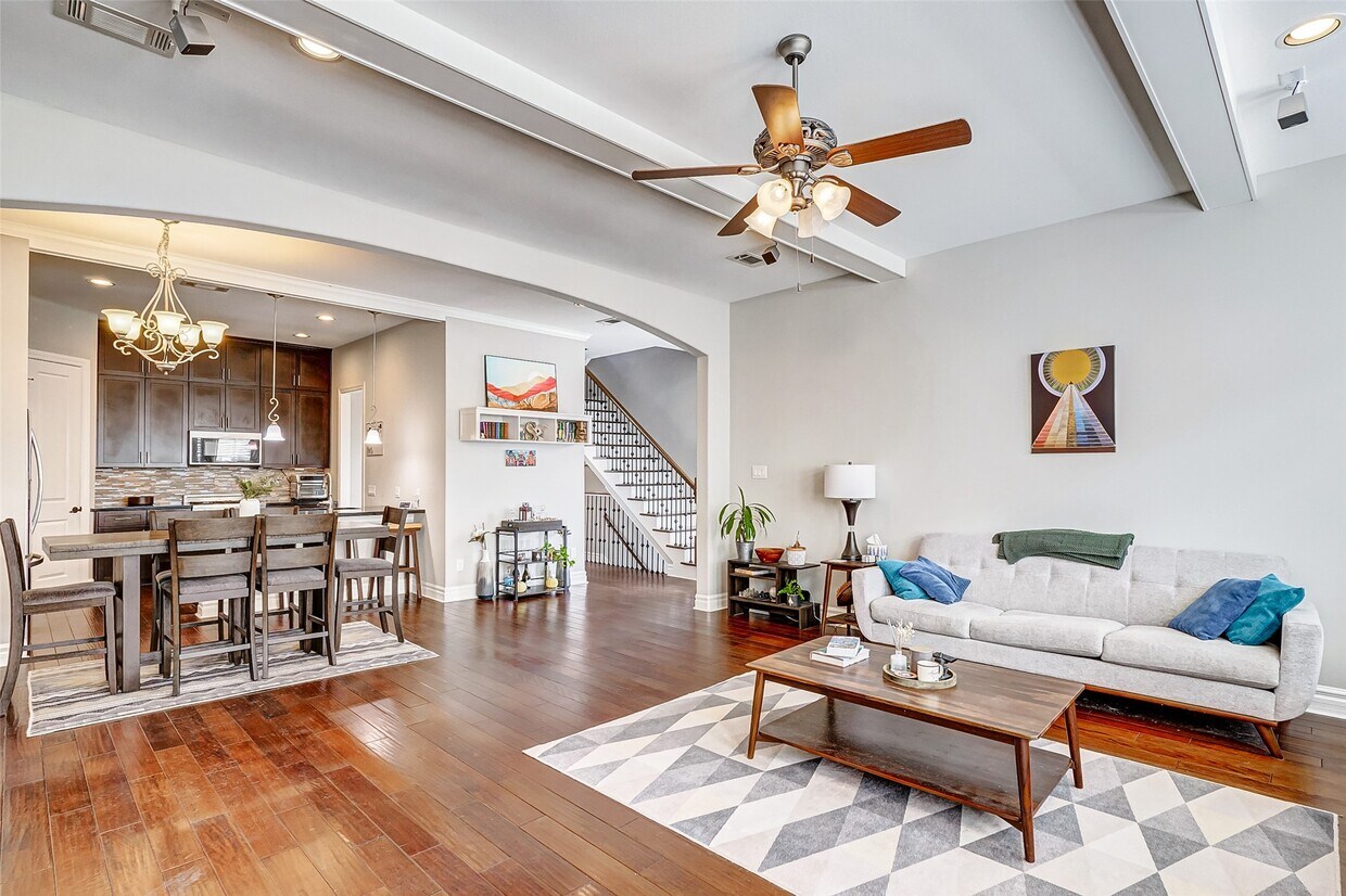 Foto principal - 1237 W 24th St