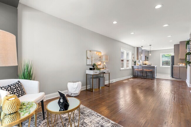 Building Photo - 310 W 145th St