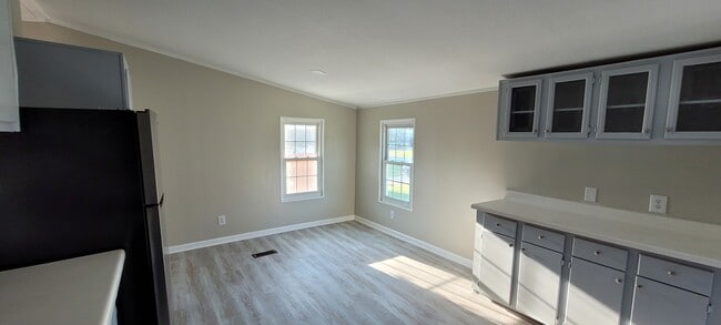 Building Photo - 116 Linda Sue Ln