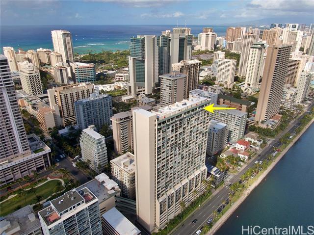 Building Photo - 2211 Ala Wai Blvd