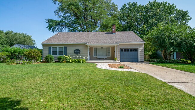 Building Photo - 3545 Fremont St