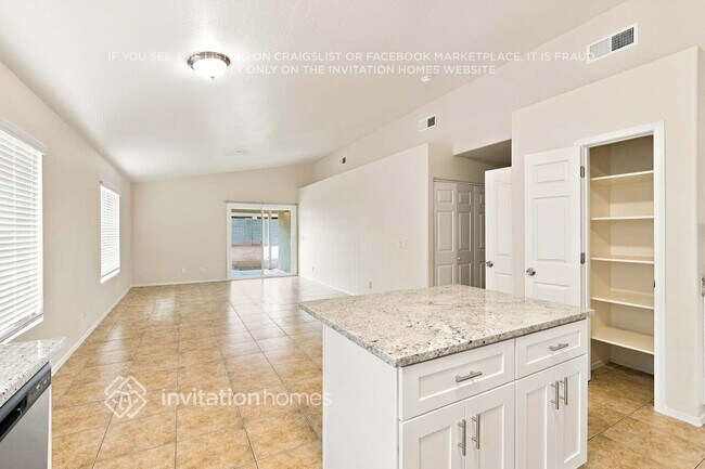 Building Photo - 2745 W Pecan Rd