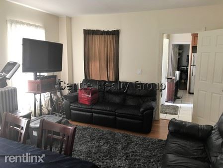 Building Photo - 64 Cedar St