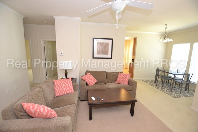 Building Photo - 1511 North Point Dr