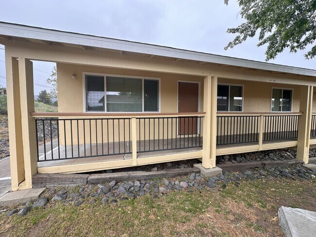 Foto del edificio - 930 Paiute Ln