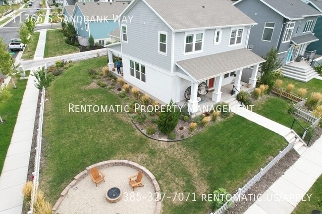 Building Photo - 11366 Sandbank Way