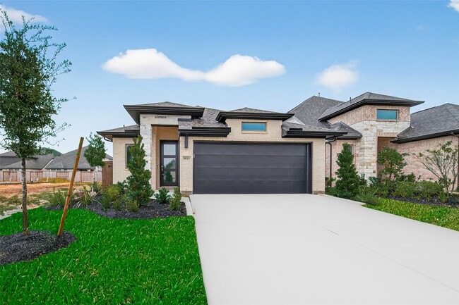 Building Photo - 5015 Bowen Pr Dr