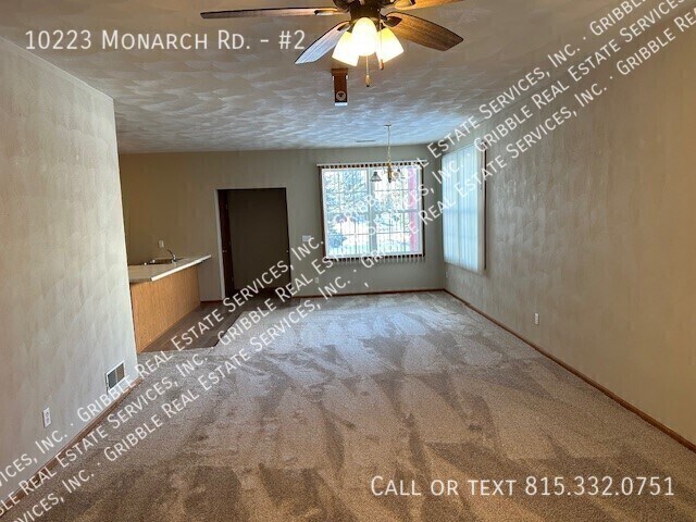 Foto del edificio - 10223 Monarch Rd