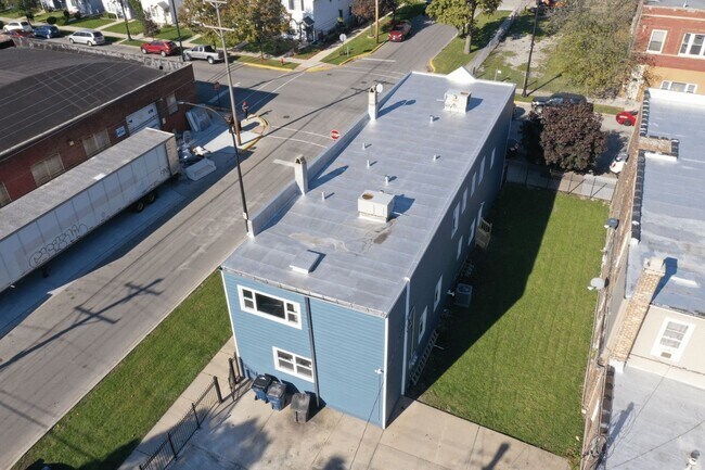 Building Photo - 5047 W 25th St