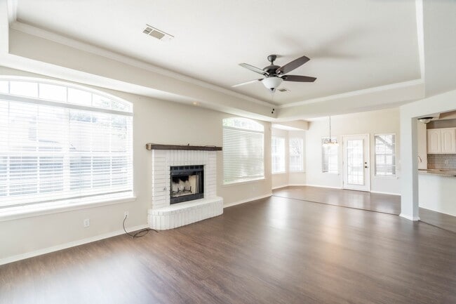 Foto del edificio - Beautiful 4 Bed 2.5 Bath Rental in Tulsa!