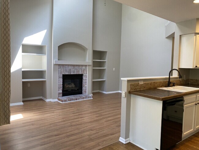 Foto del edificio - Highlands Ranch Home Available Now!