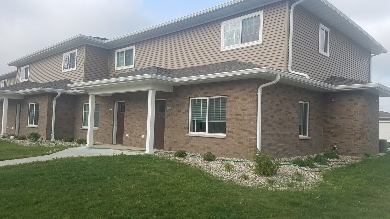 Foto principal - Windward Townhomes