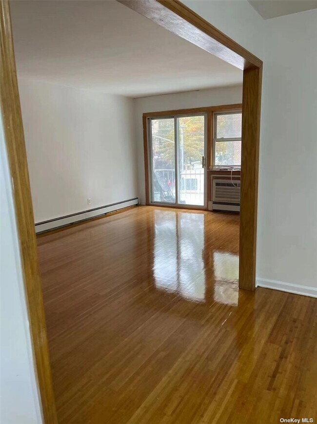 Building Photo - 143-57-143-37 37th Avenue
