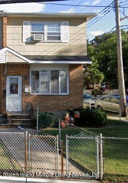 Primary Photo - 3970 Victory Blvd