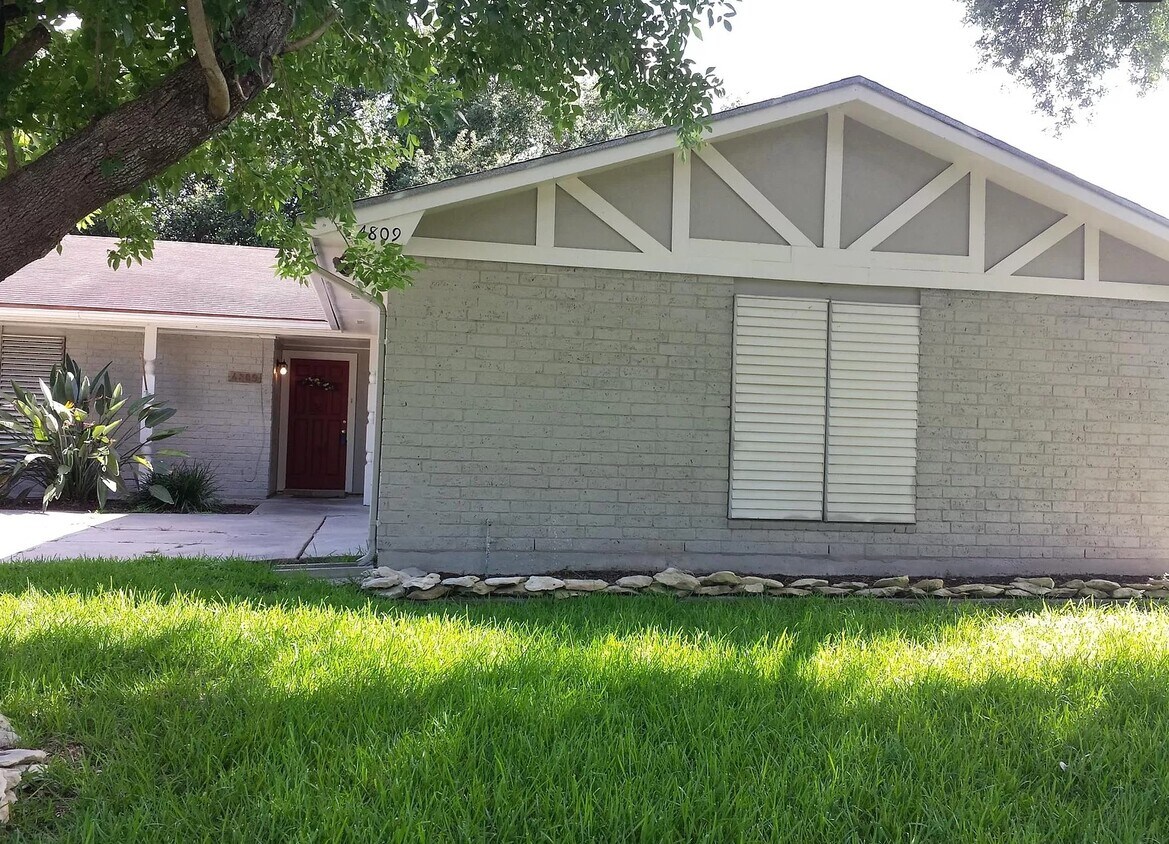 Primary Photo - 4809 Goldeneye Dr