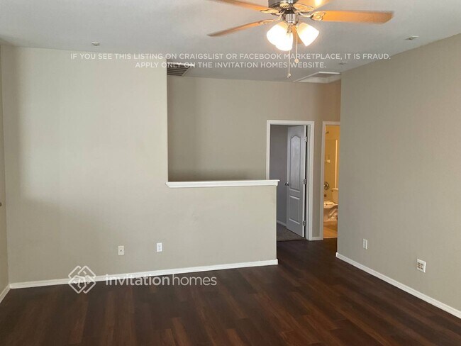 Foto del edificio - 898 E Canyon Rock Rd