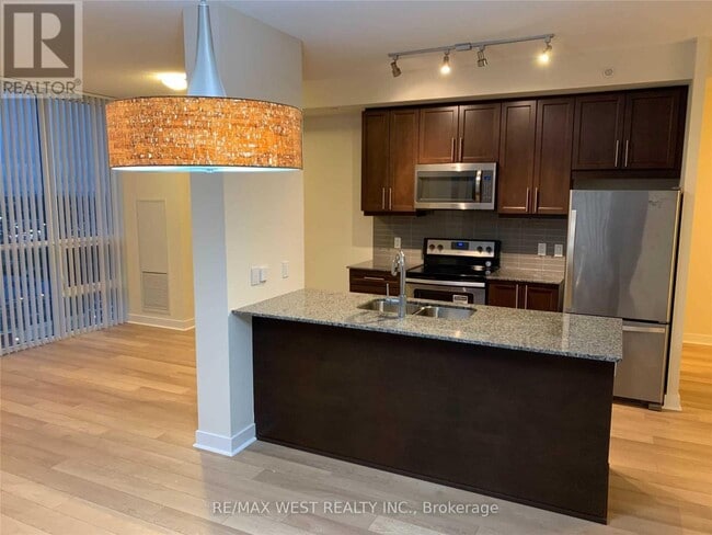 Building Photo - 3975 Grand Park Dr