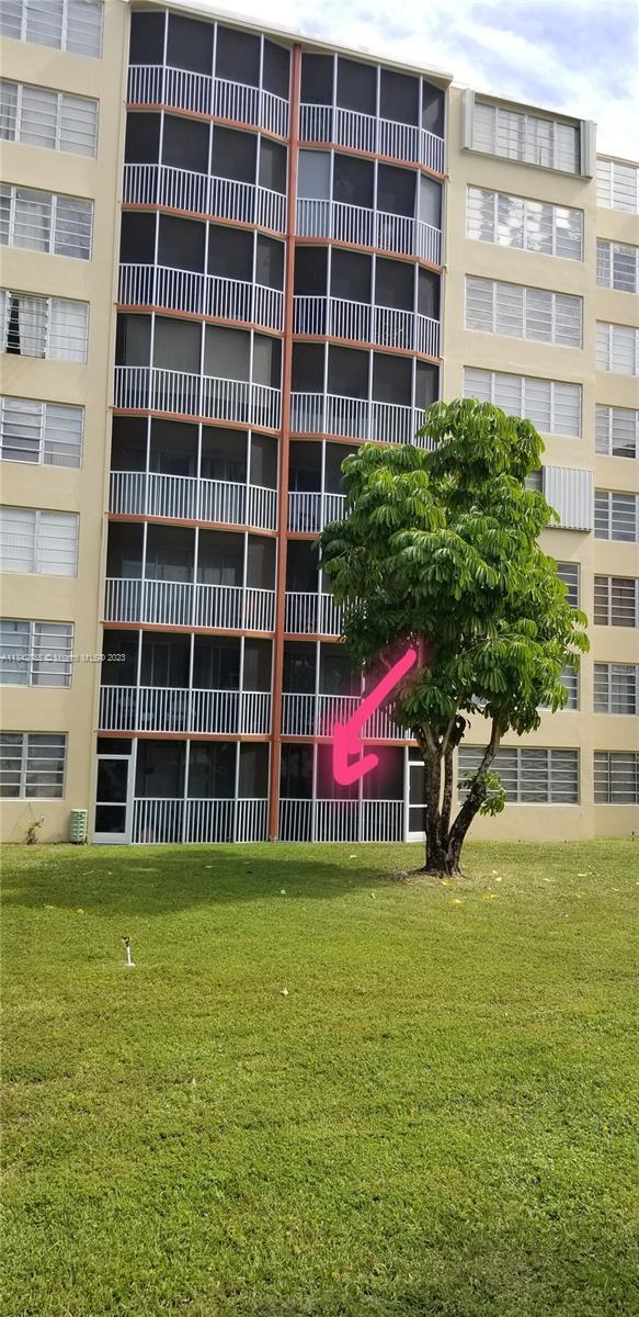 Foto del edificio - 1750 NE 191st St