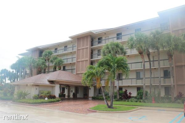 Building Photo - 1801 Marina Isle Way