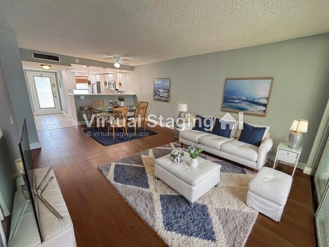 Foto del edificio - 6000 NW 64th Ave