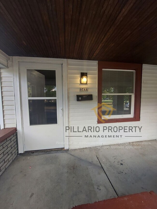 Foto del edificio - 3709-3711 Brookside Pkwy S Dr