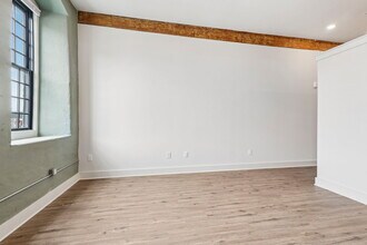 Building Photo - Trent Manayunk