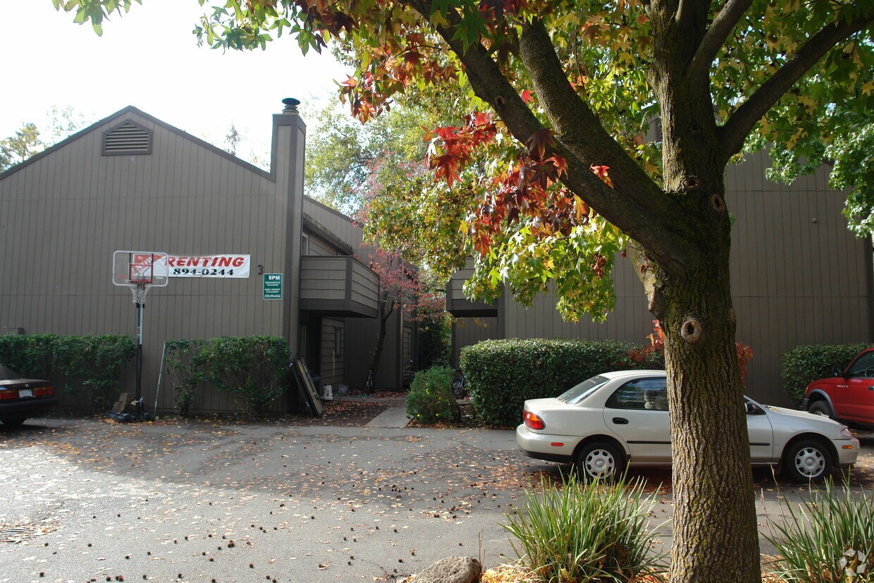 Foto del edificio - 3-4 Klondike Ct