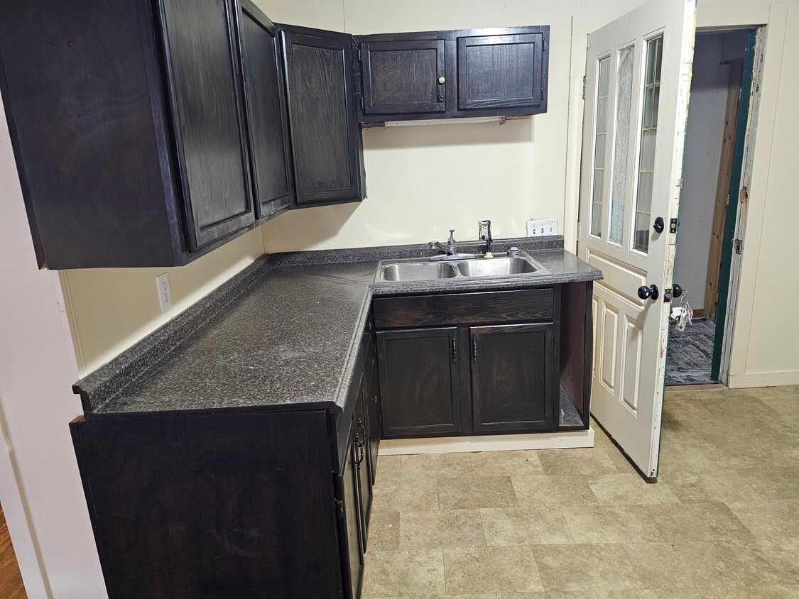 Cocina - 613 Poplar St