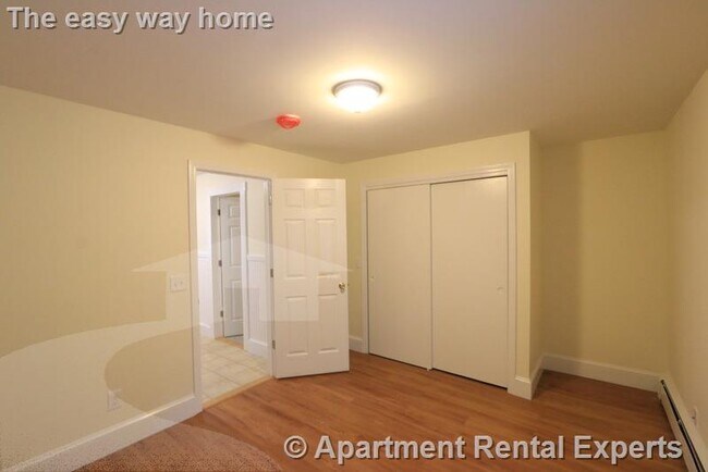 Foto del edificio - 304 Highland Ave