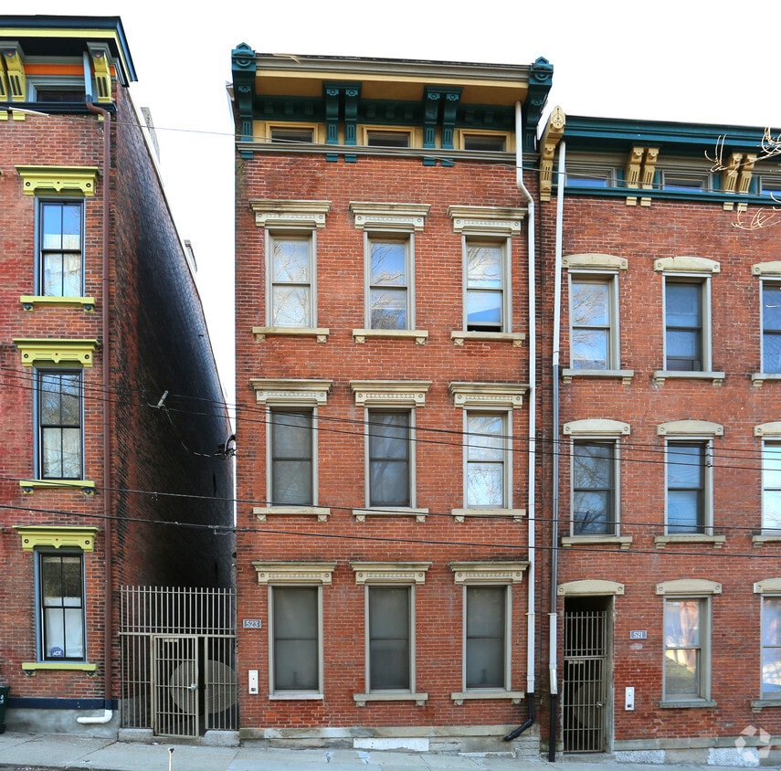 Building Photo - 523 Dandridge St