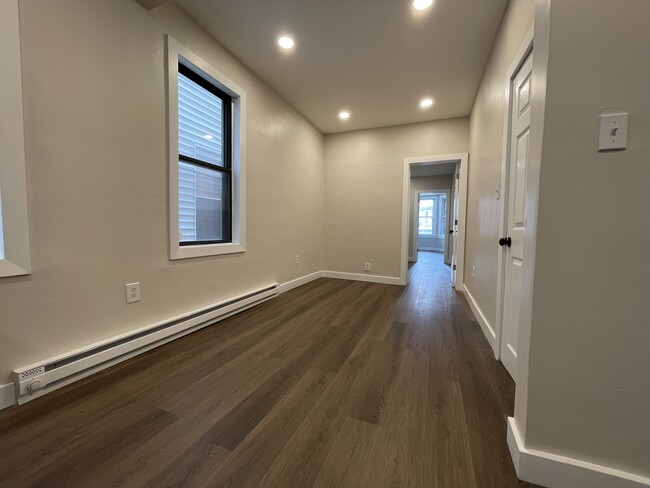 114 Neptune Ave 1R - 115 Neptune Ave