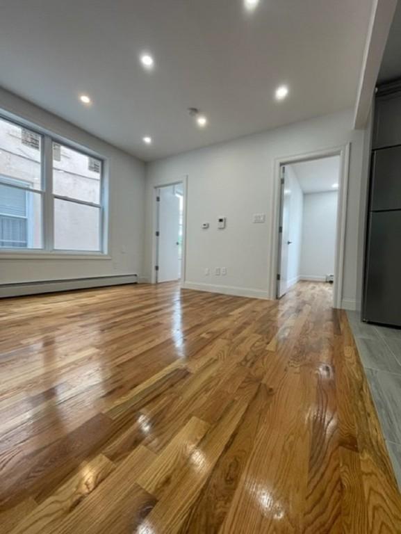 Foto del edificio - 2 bedroom in Brooklyn NY 11218