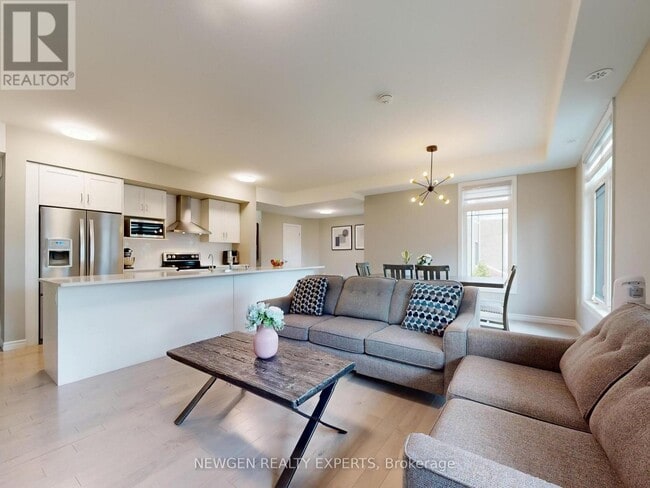 Building Photo - 107 Westra Dr