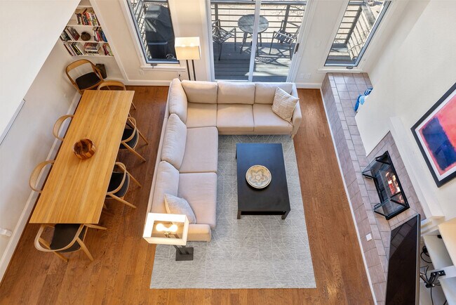 Foto del edificio - 113 Lost Creek Ln