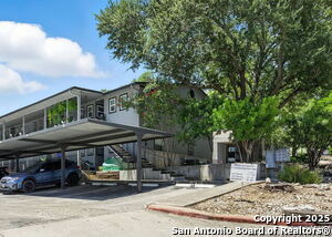 Building Photo - 661 Floral Cir