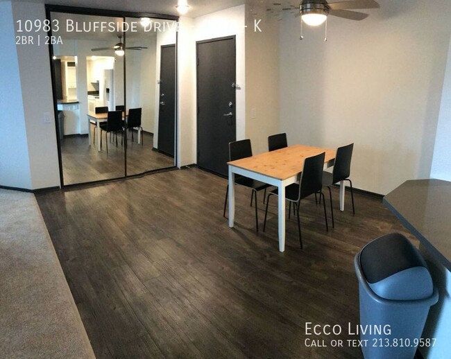 Foto del edificio - Shared Master Bedroom