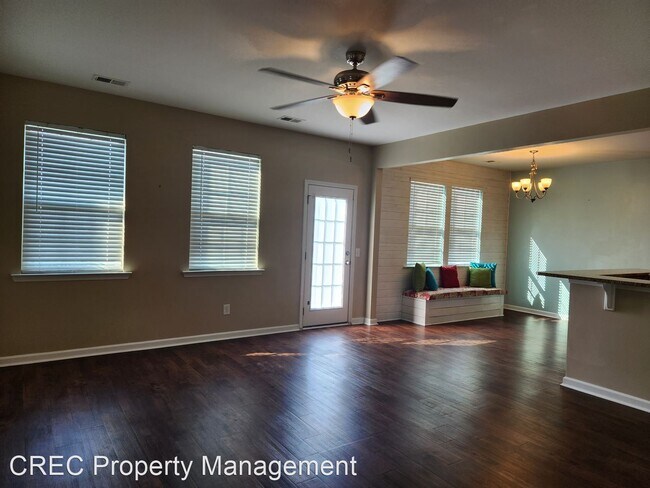 Foto del edificio - 3 br, 2.5 bath House - 766 Redbud Lane