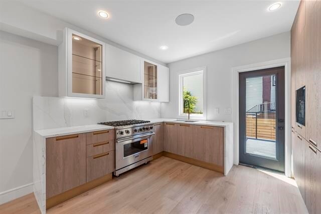 Foto del edificio - 327.5 7th St